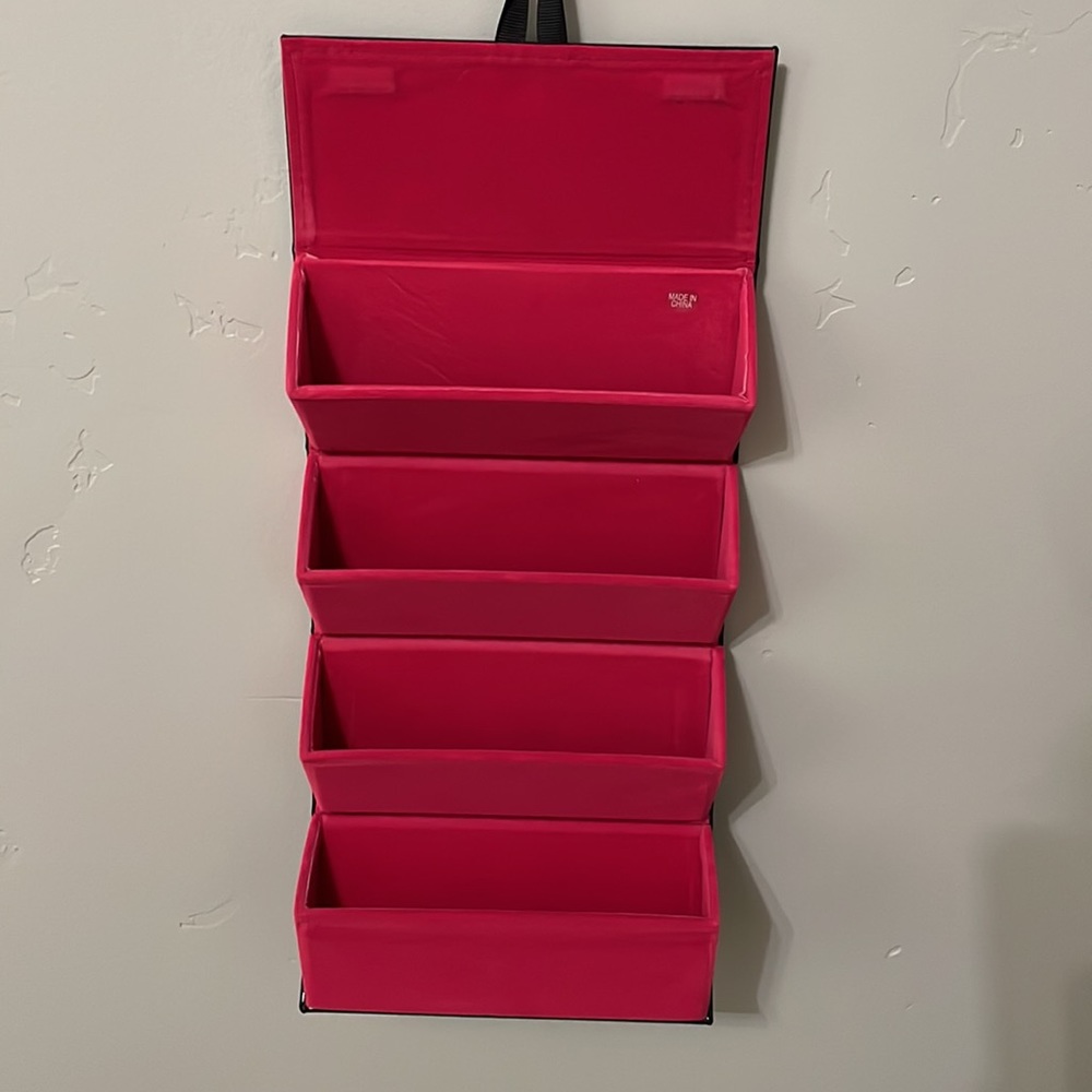 Travel eyeglass case